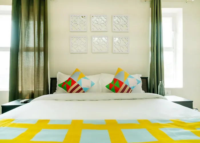 Hotel O Elegant Kings Park Residency