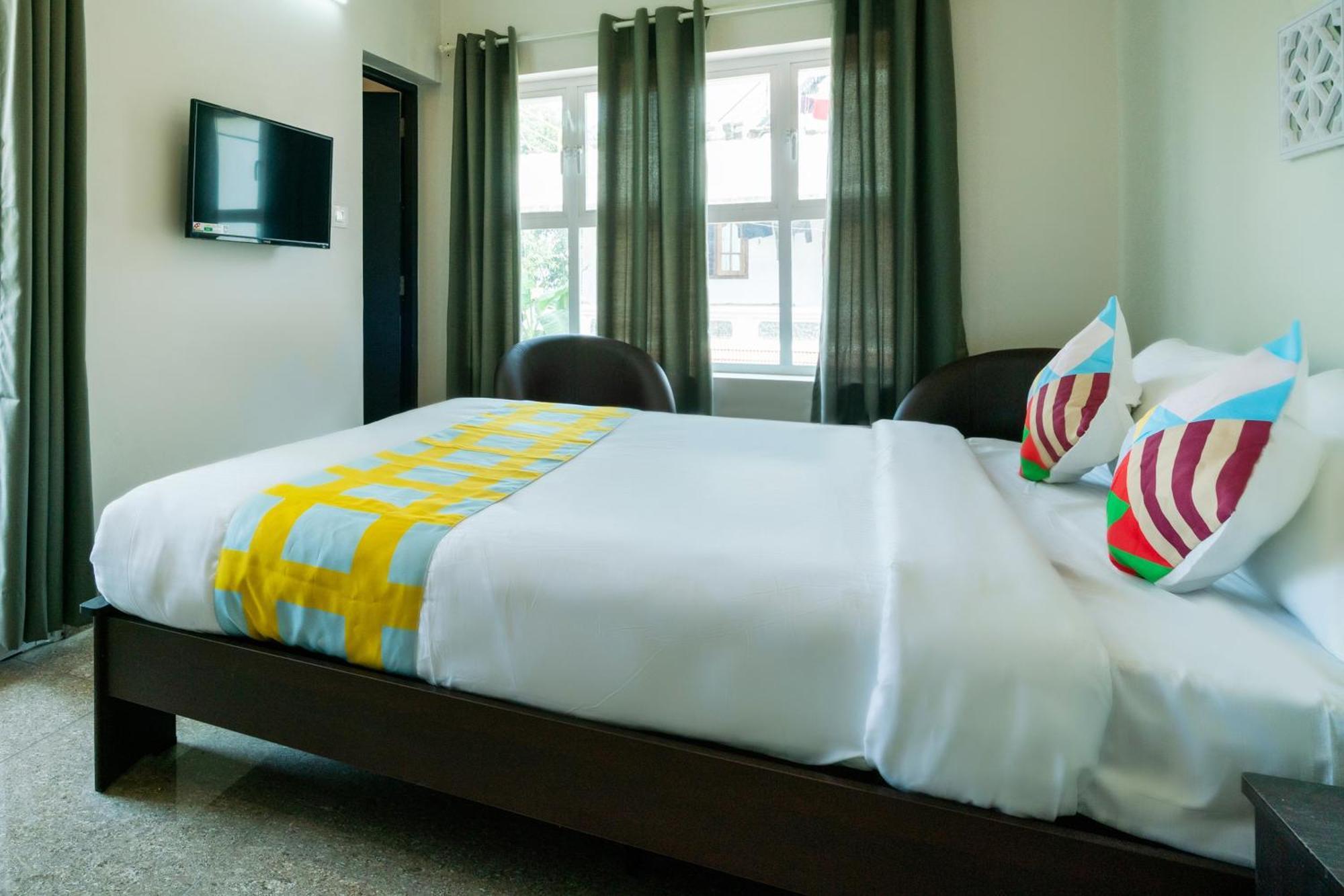 Apartment O Elegant Kings Park Residency Tripunithura