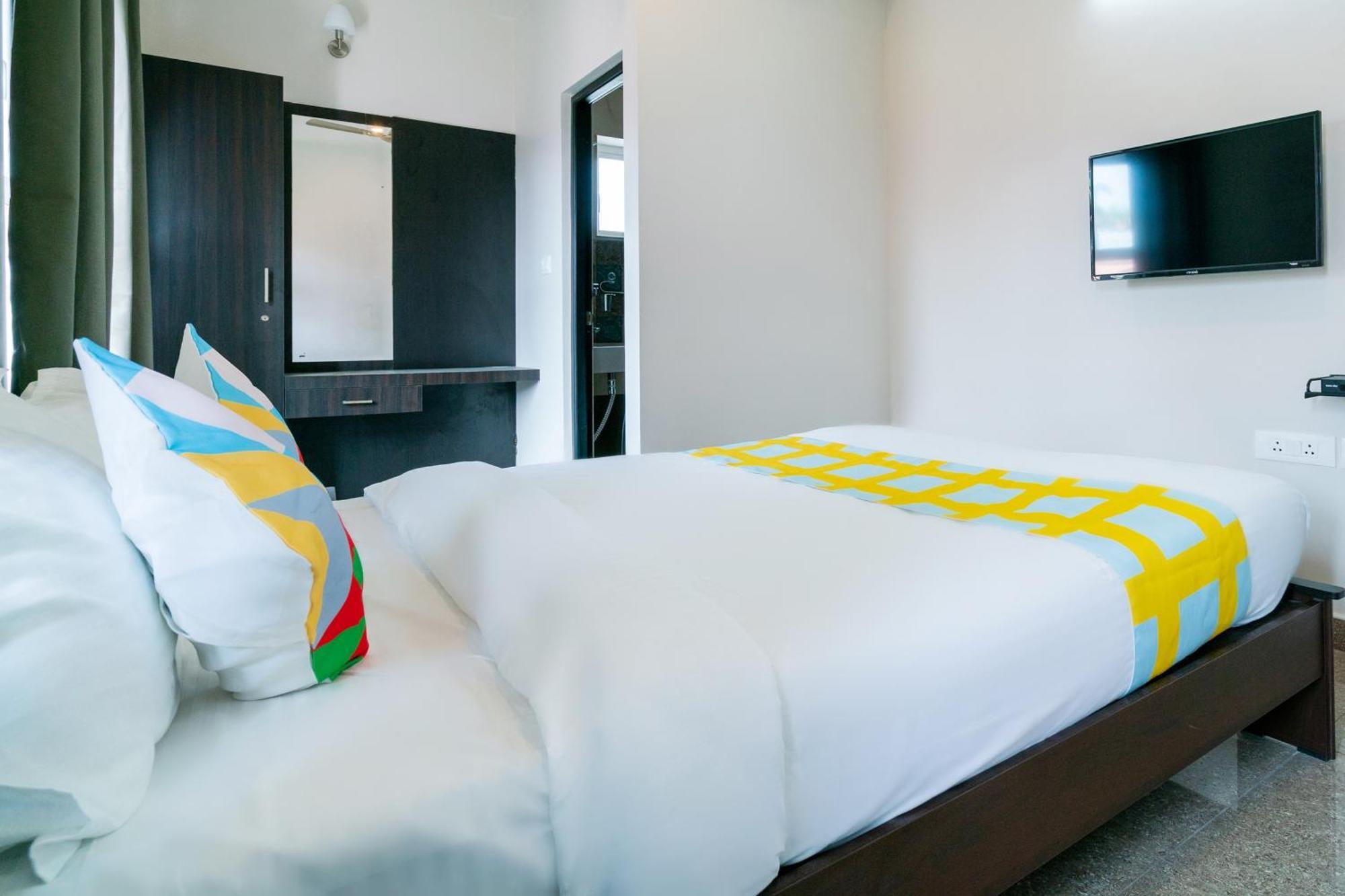 Apartment O Elegant Kings Park Residency Tripunithura